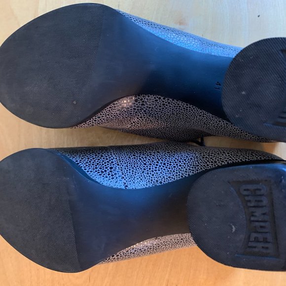 Camper Stack Heel Faux Alligator Oxford - Picture 5 of 5